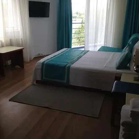 Marina House Pensión