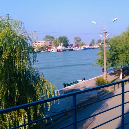 Marina House 3*