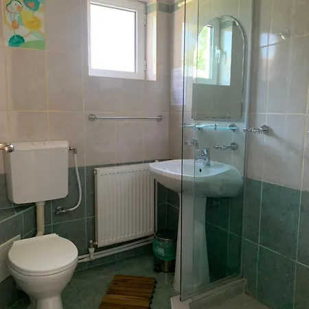 Marina House 3*