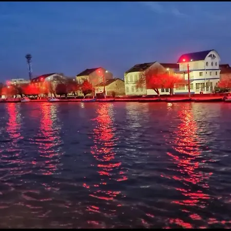 Marina House Penzion