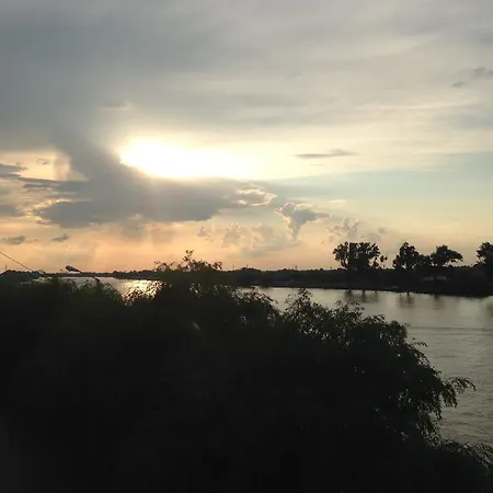 Konukevi Marina House